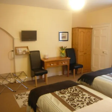 Couette-café Kent House 3*