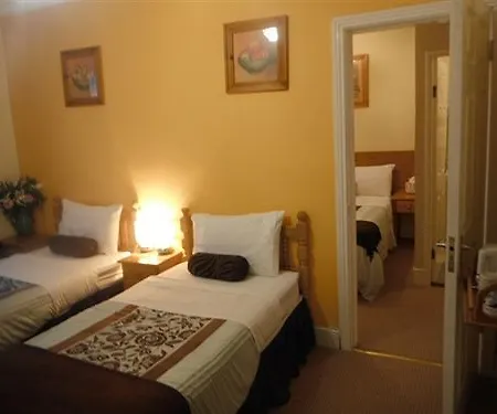 Bed & Breakfast Kent House