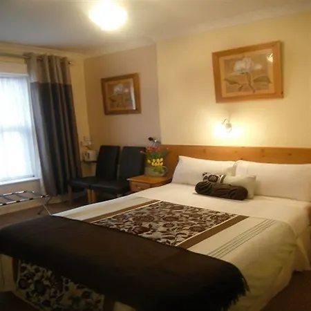 Kent House Couette-café 3*