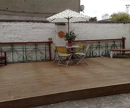 Kent House 3* קורק